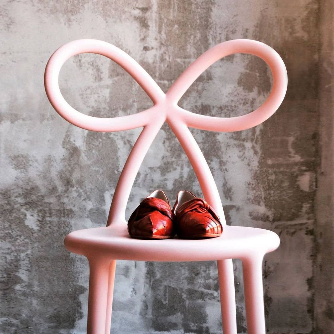 RIBBON chair pink, QeeBoo, Eye on Design