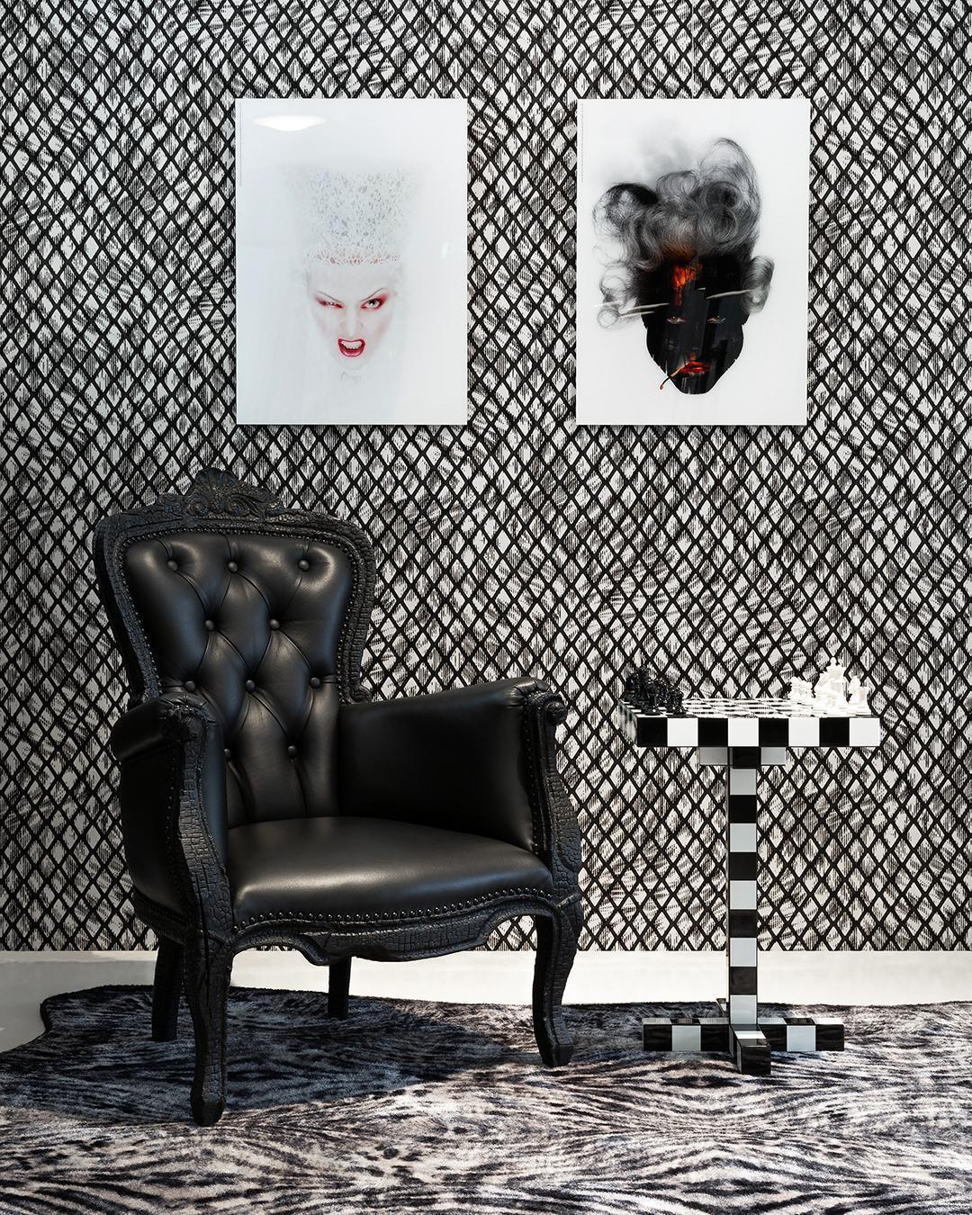 SMOKE armchair black Moooi Eye on Design