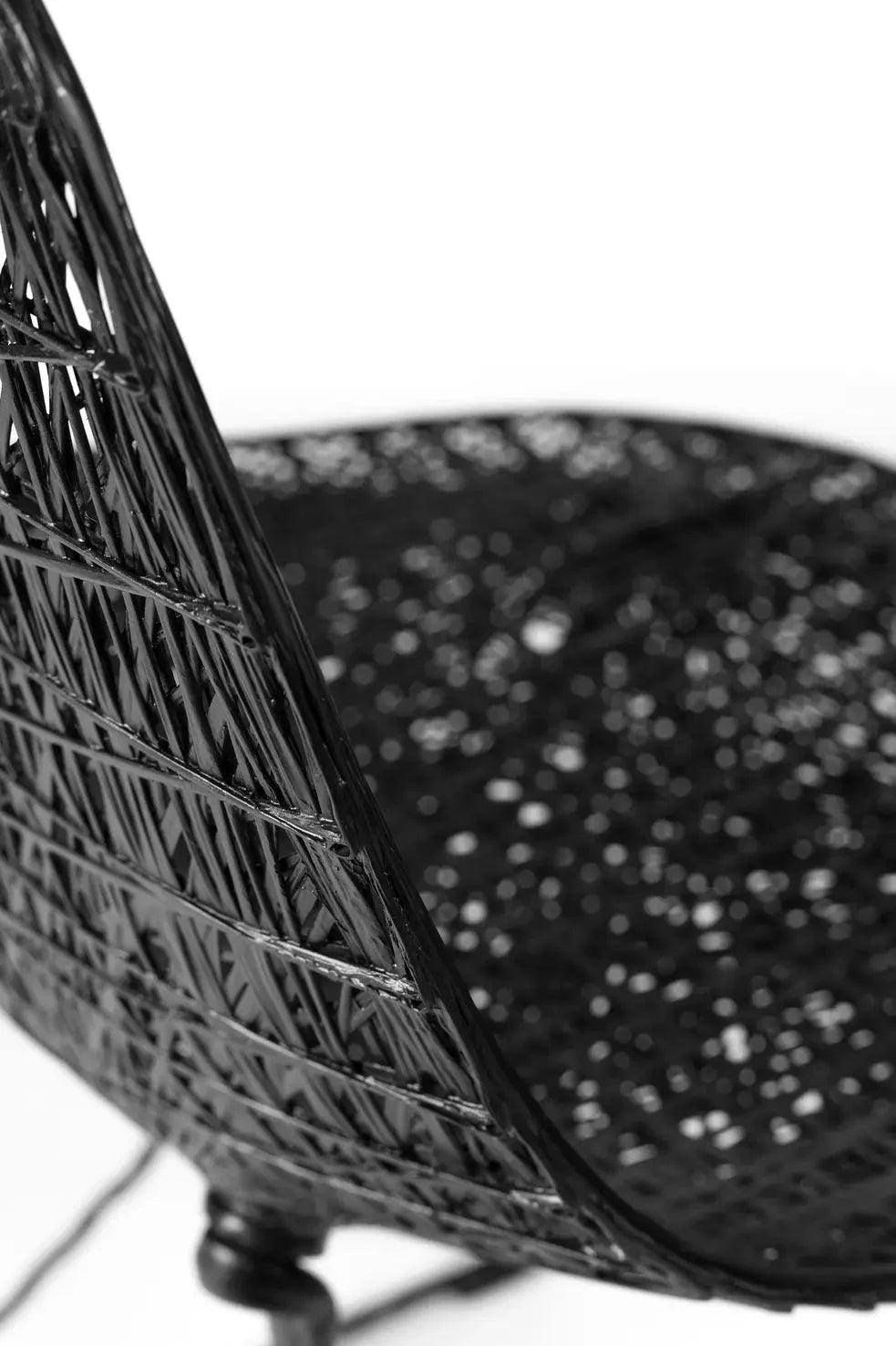 CARBON chair black Moooi Eye on Design