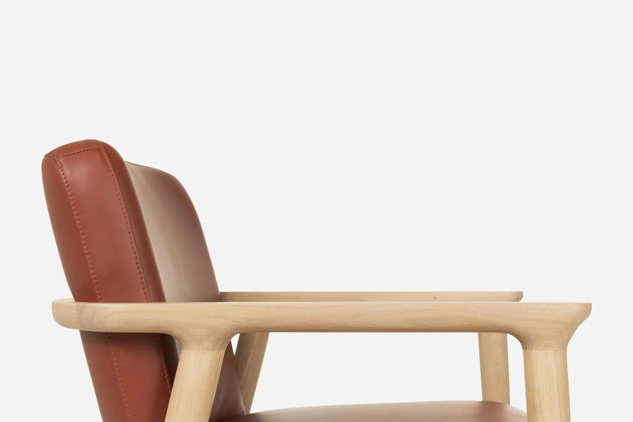 Chair with armrests ZIO oak wood Moooi Eye on Design