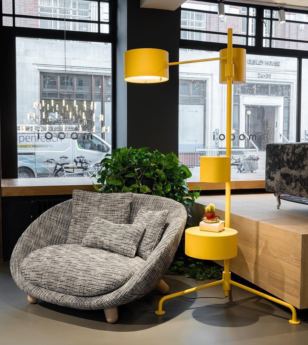 Floor lamp STATISTOCRAT yellow Moooi Eye on Design