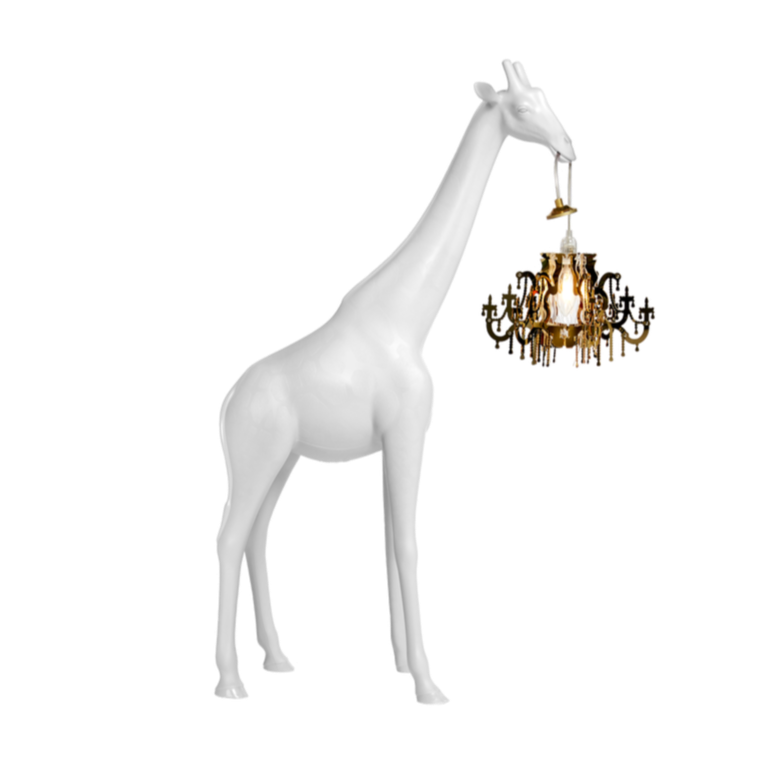 A phenomenal lamp designed by Marcantonio, which will enliven every living room, bedroom or elegant restaurant in an unusual way. The majestic giraffe holds a chandelier in the style of Maria Teresa in a miniature version. This is the perfect combination of good design with functionality. This spectacular lamp is a small work of art that will not only delight all guests, but also improve your mood every