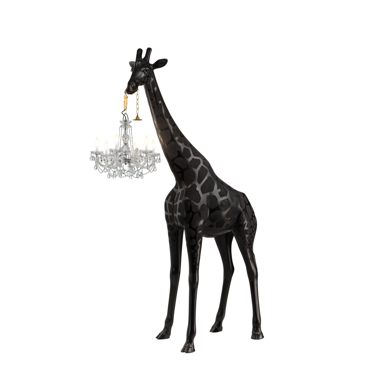 Designed by Marcantonio, Giraffe in Love M is a giraffe with a height of 2.65 meters, which holds a classic Marie-Thérèse style chandelier, completely waterproof and having an IP65 certificate. Brave and elegant, naturally will be in the center of attention of every space in which it will be found, both inside and outside.