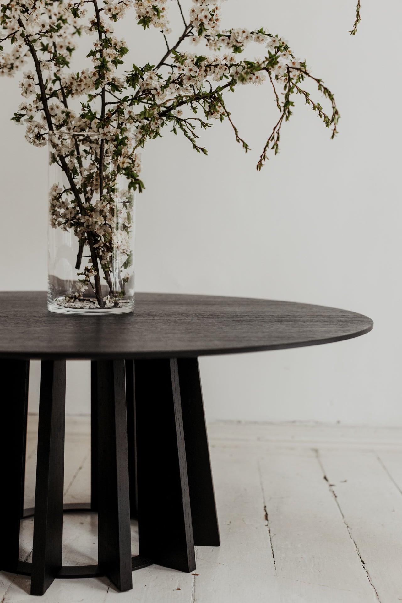 Coffee table MOLDE black oak
