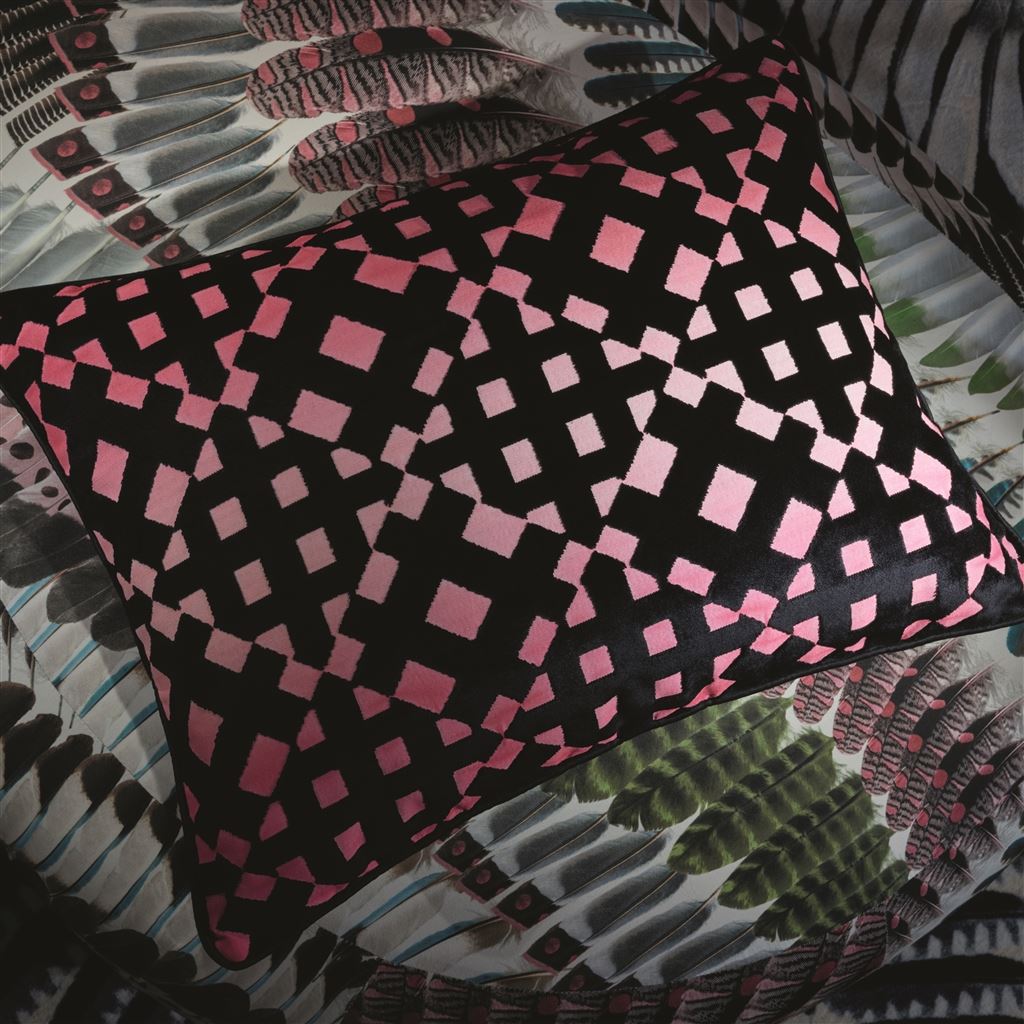 Double-sided pillow SOFT L'AVEU MAGENTA cotton satin - Eye on Design