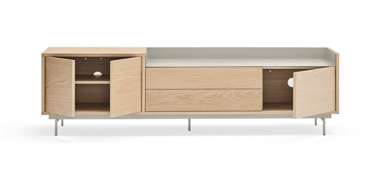 VALLEY RTV cabinet natural oak with light finish