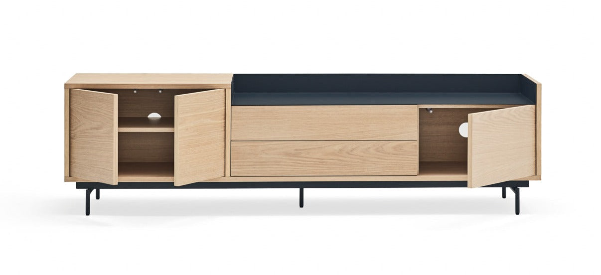VALLEY RTV cabinet natural oak with dark finish