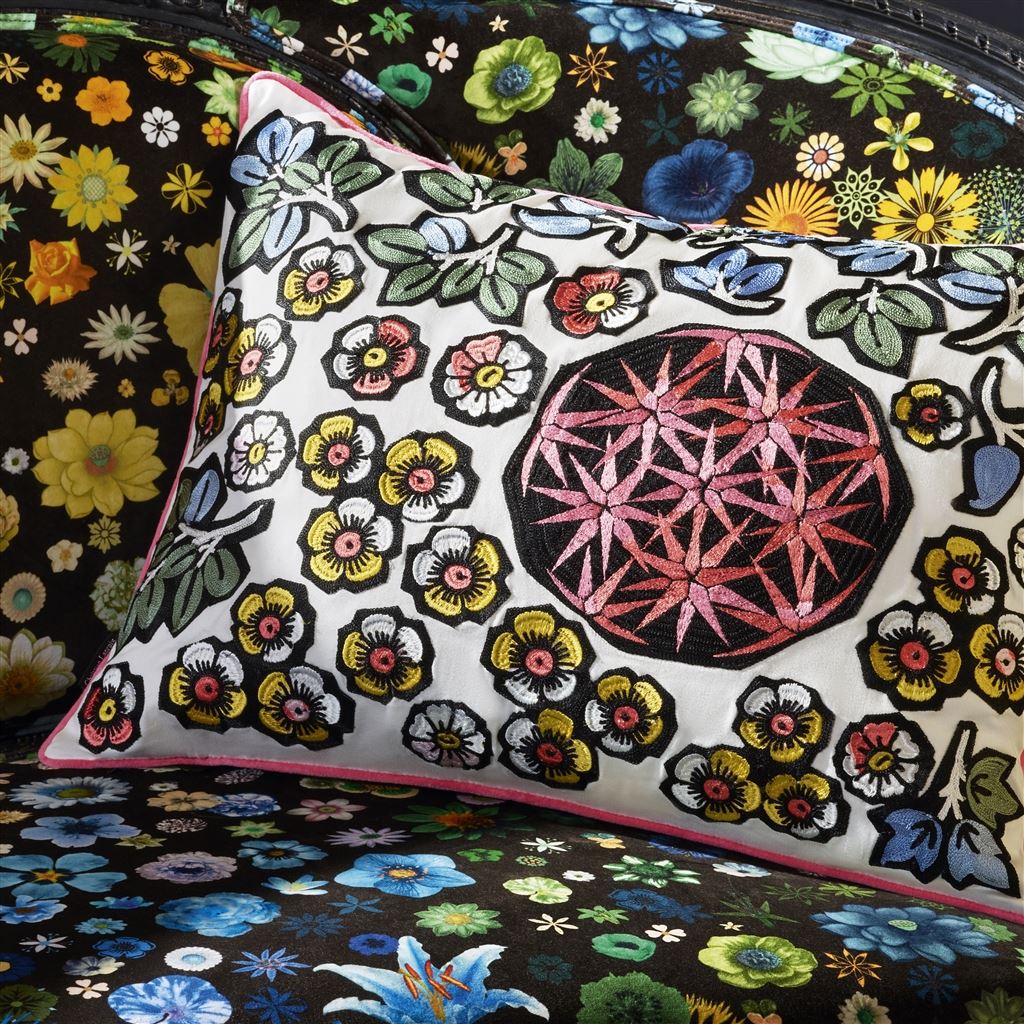 GARDEN MIX cotton satin pillow - Eye on Design