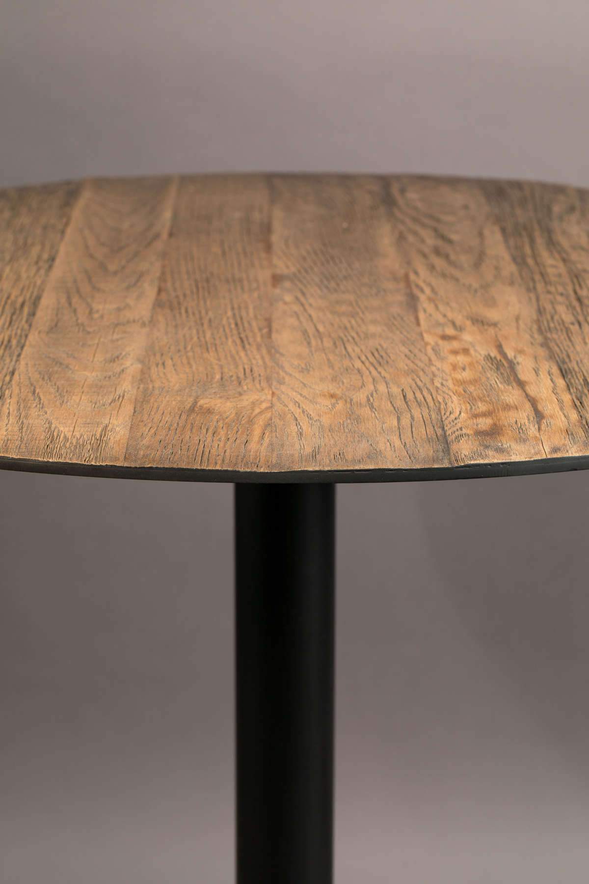 Table BRAZA ROUND in oak veneer