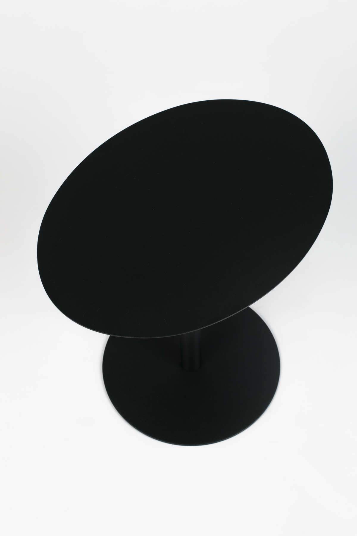 Oval coffee table SNOW black, Zuiver, Eye on Design