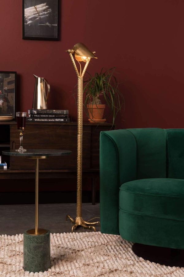 Falcon floor lamp will perfectly find a avant -garde living room, dining room or office. The basis is the Sokols of the Claw, which will introduce a note of eclecticism into any interior. Bold details that add elegance that add elegance.