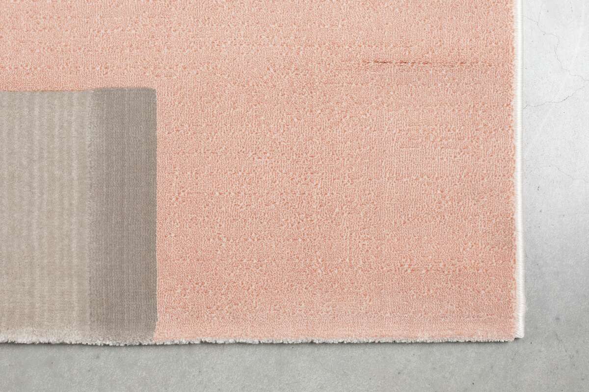 HILTON pink rectangular carpet