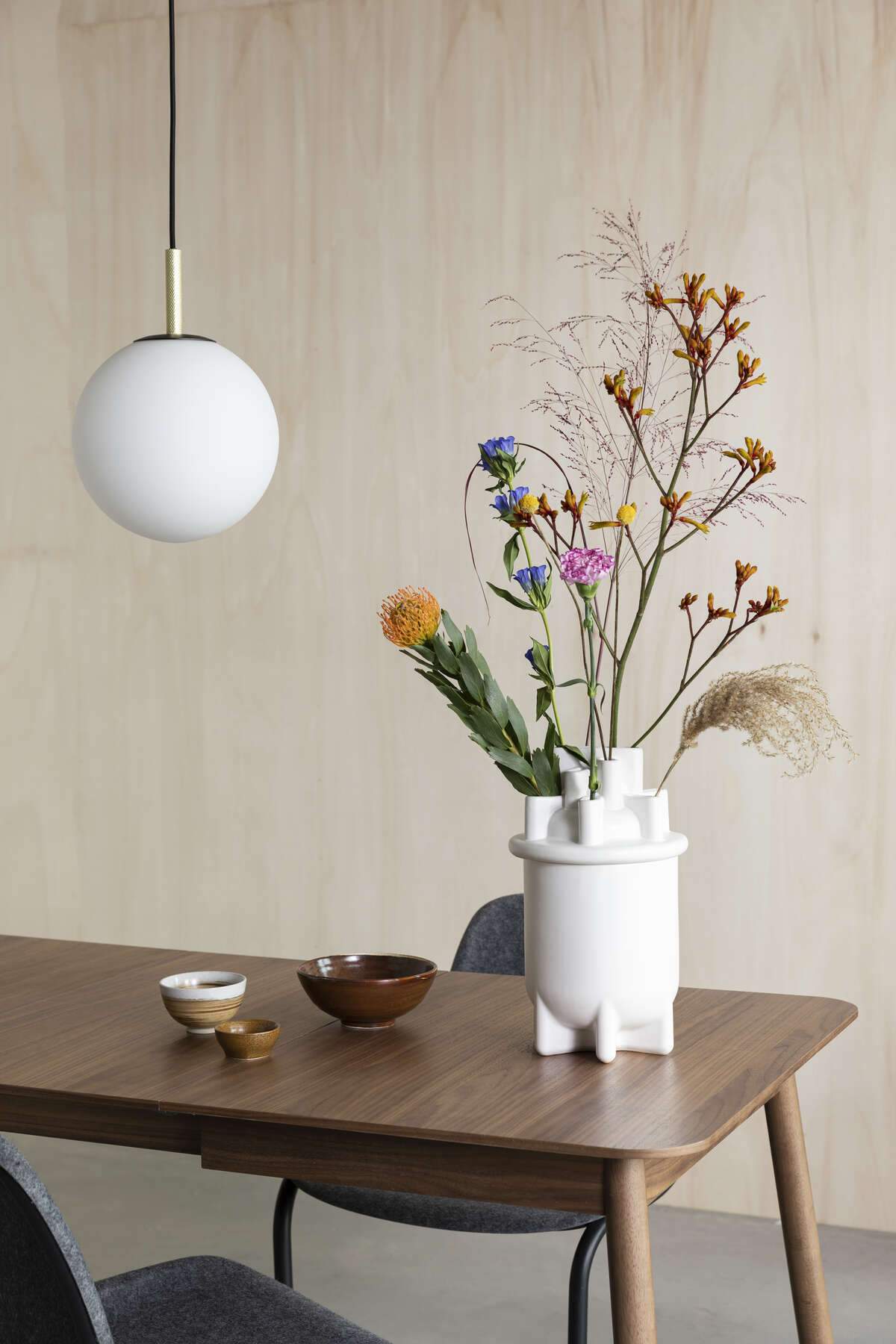 BASSIN M vase white, Zuiver, Eye on Design