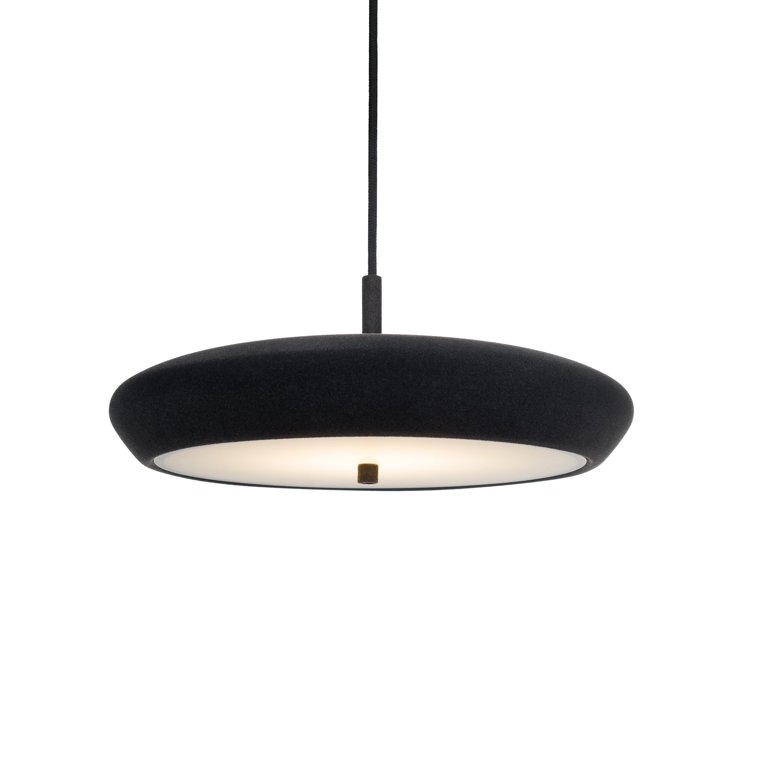 Beret hanging lamp is lighting that can be an interesting addition to interior with a loft and industrial interior. Covering the aluminum lampshade with suede gives it uniqueness, and the dark colors keep it in a raw atmosphere. The light that falls from her is muffled, making it incredibly cozy.