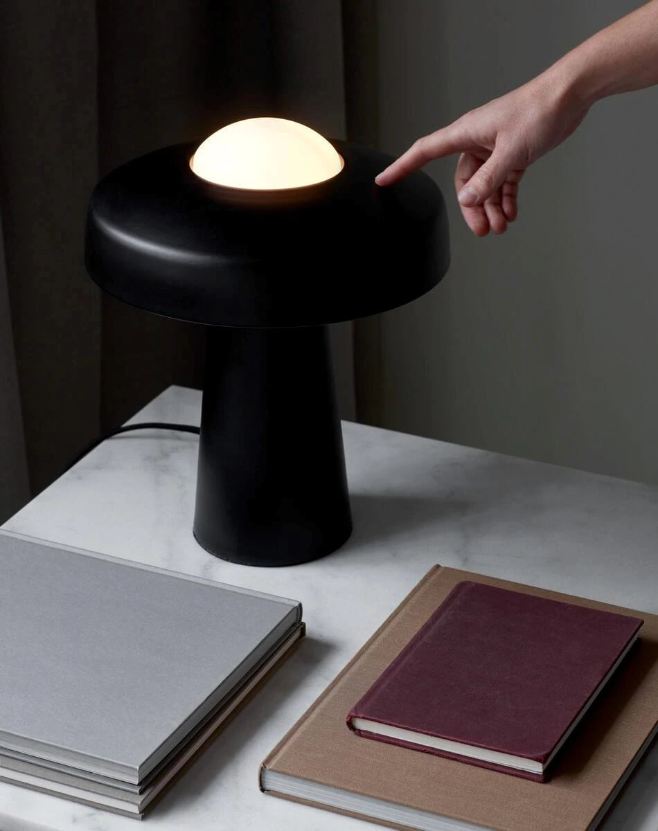 TIME table lamp black - Eye on Design