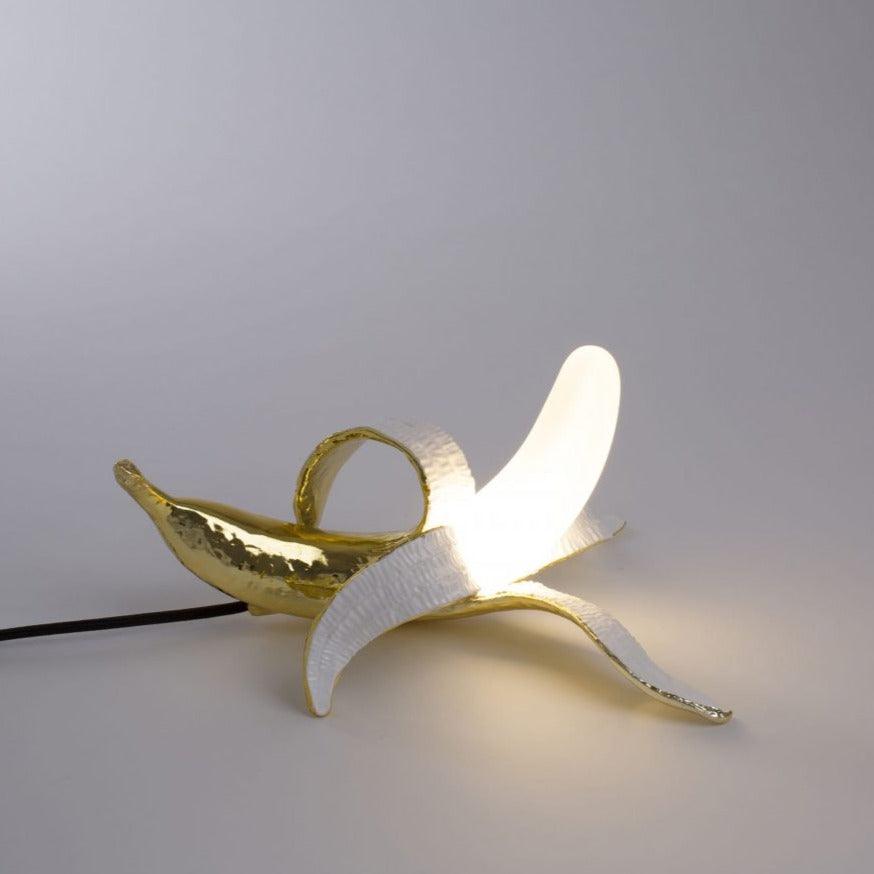 BANANA DEWEY table lamp gold - Eye on Design