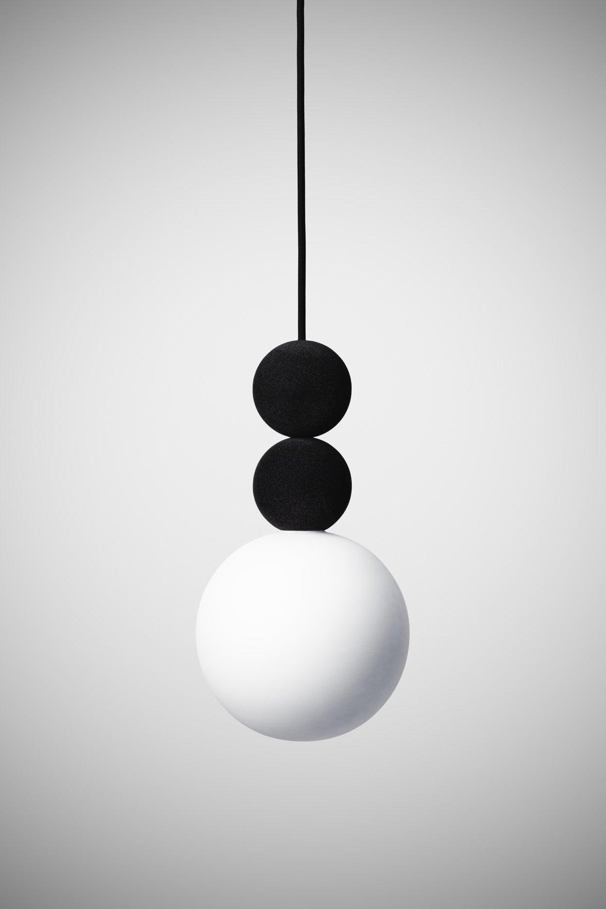 BOLA BOLA VELVET pendant lamp black - Eye on Design