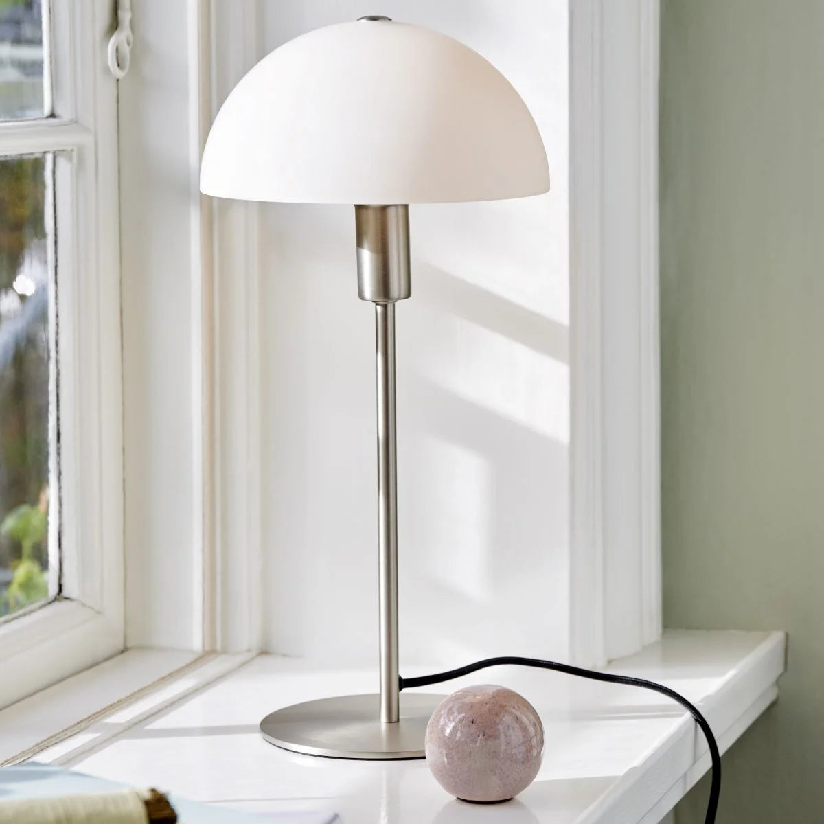 ELLEN table lamp silver with glass shade - Eye on Design