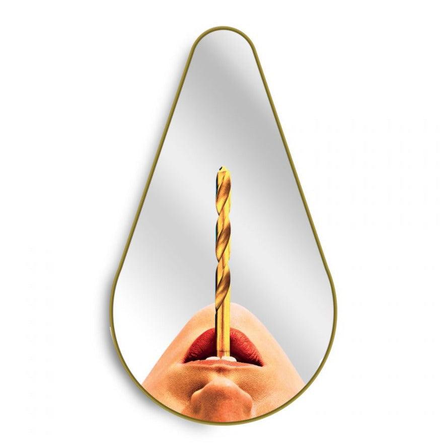 PEAR DRILL teardrop-shaped mirror in gold frame - Eye on Design