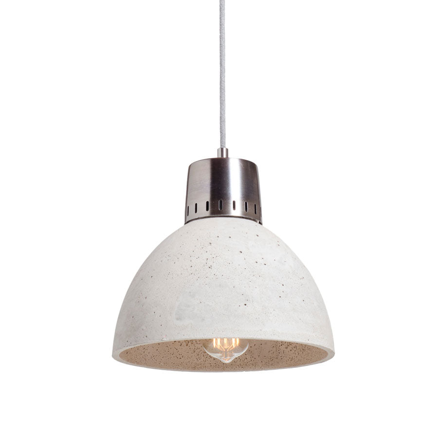 Korta is an industrial hanging lamp with a hand -made concrete lampshade made in a selected color. Thanks to this, each interior will gain a perfect shade that will fit into the prevailing decor. The polyester black cable emphasizes the factory character of this lamp. The ability to adjust the length of the cable, thanks to the use of metal elements, will meet individual expectations. Thanks to this, you can be hanged both above the dining room table, as well as above the coffee table in commercial spaces.