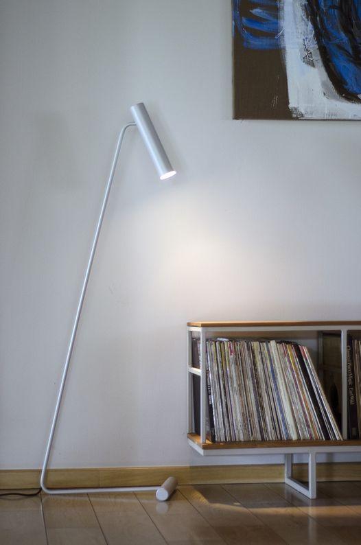 STORK aluminium floor lamp - Eye on Design