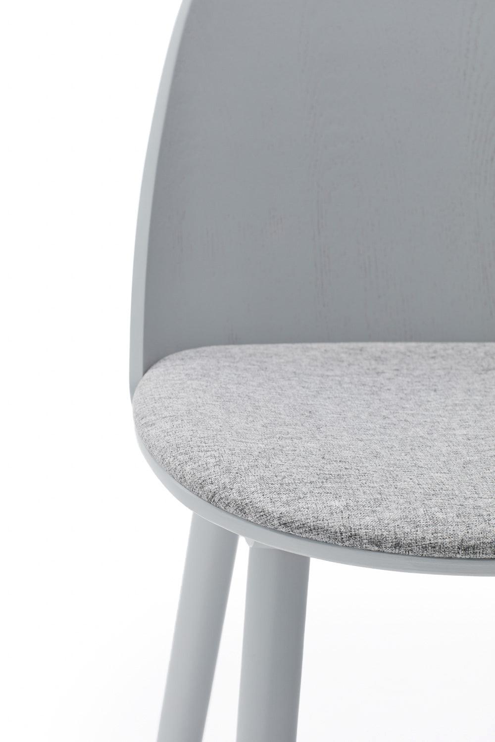 UMA chair light grey - Eye on Design