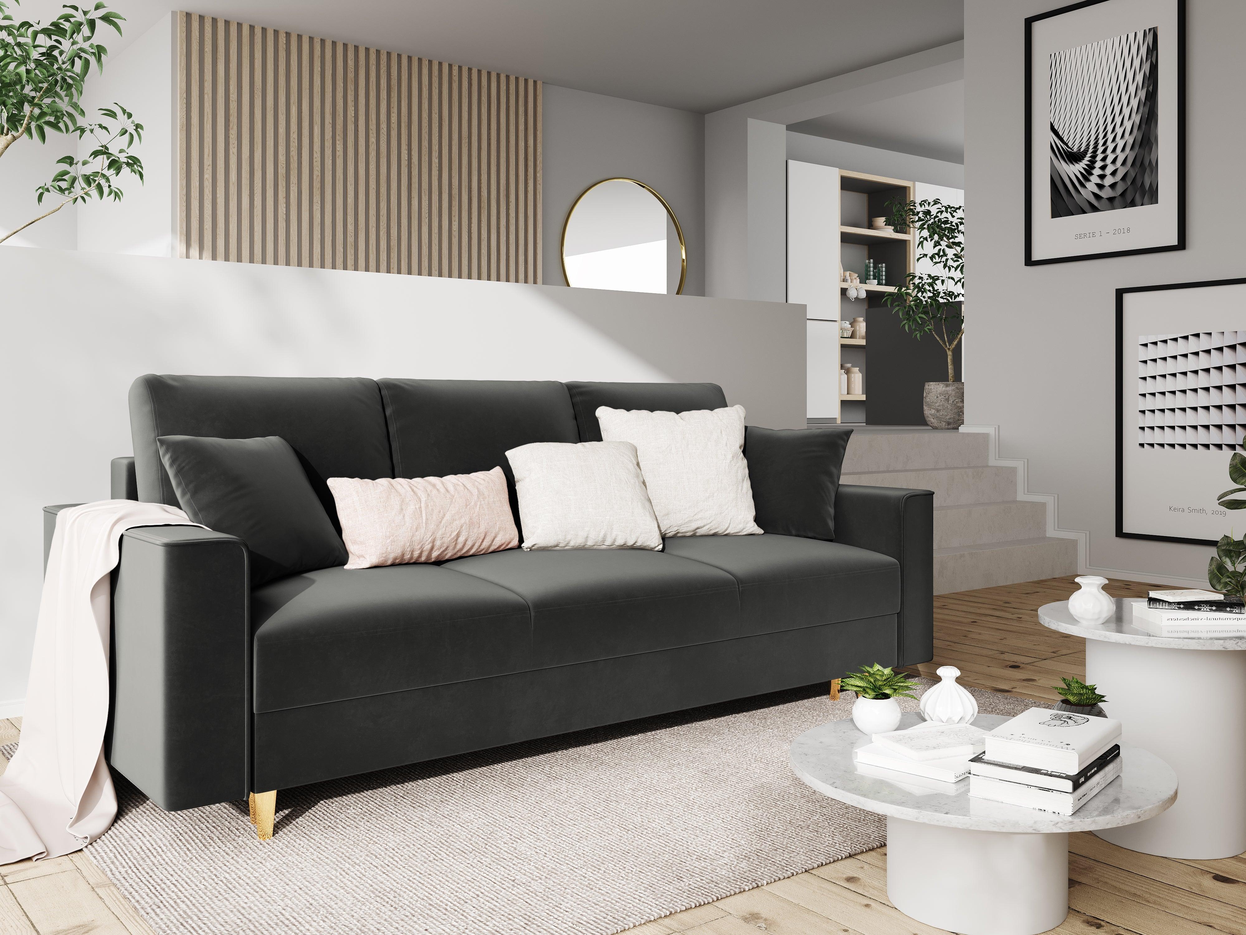 Sofa aksamitna z funkcją spania CARTADERA ciemnoszary ze złotą podstawą, Mazzini Sofas, Eye on Design