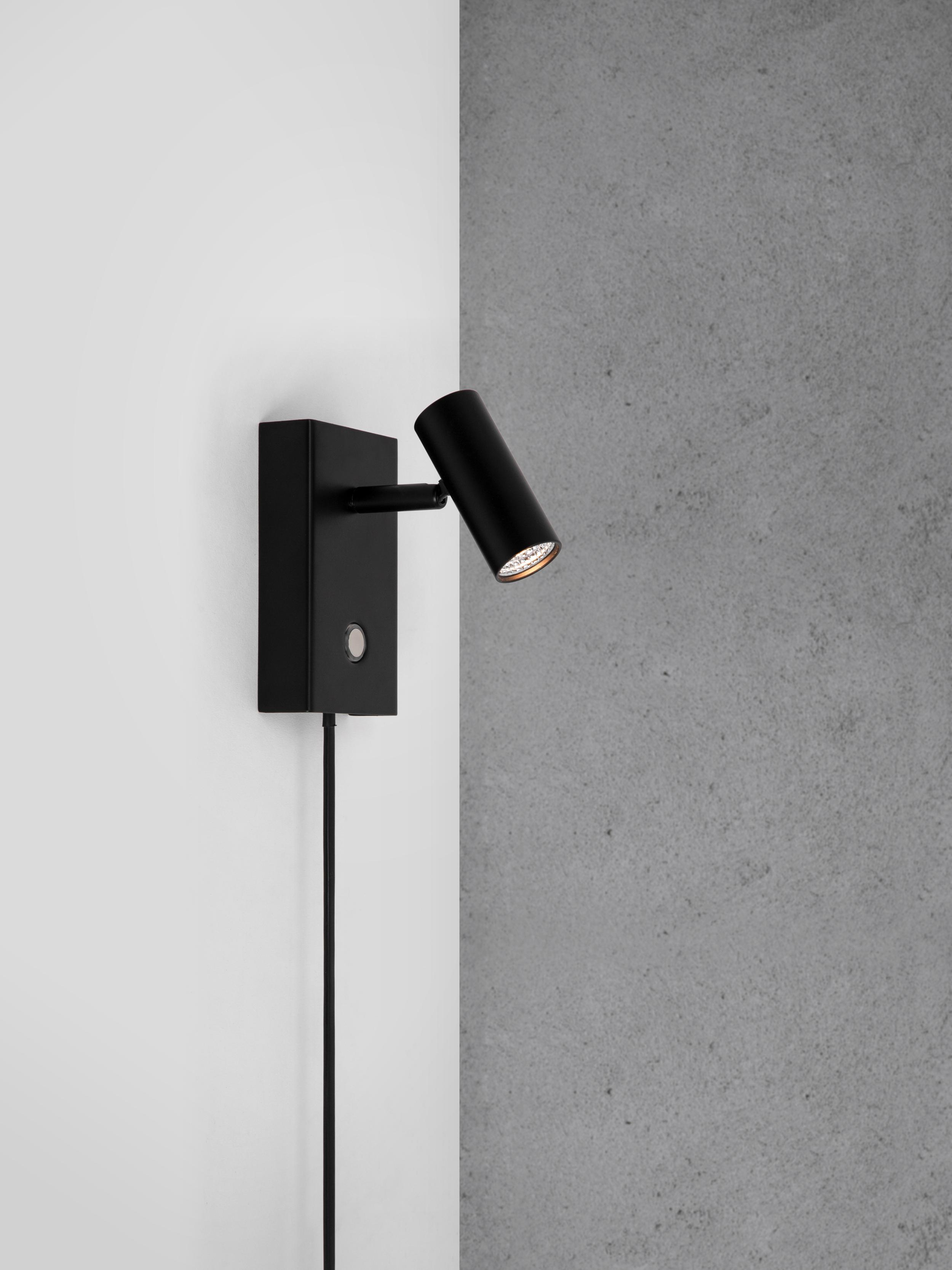 Wall lamp OMARI black - Eye on Design